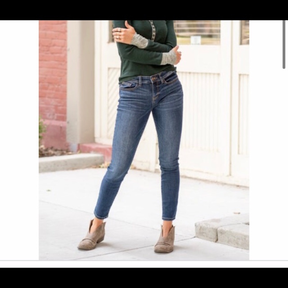 Lucky Brand  Lolita skinny jeans